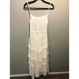 NWOT. Bridal shower dress. Open back. Lulu’s.